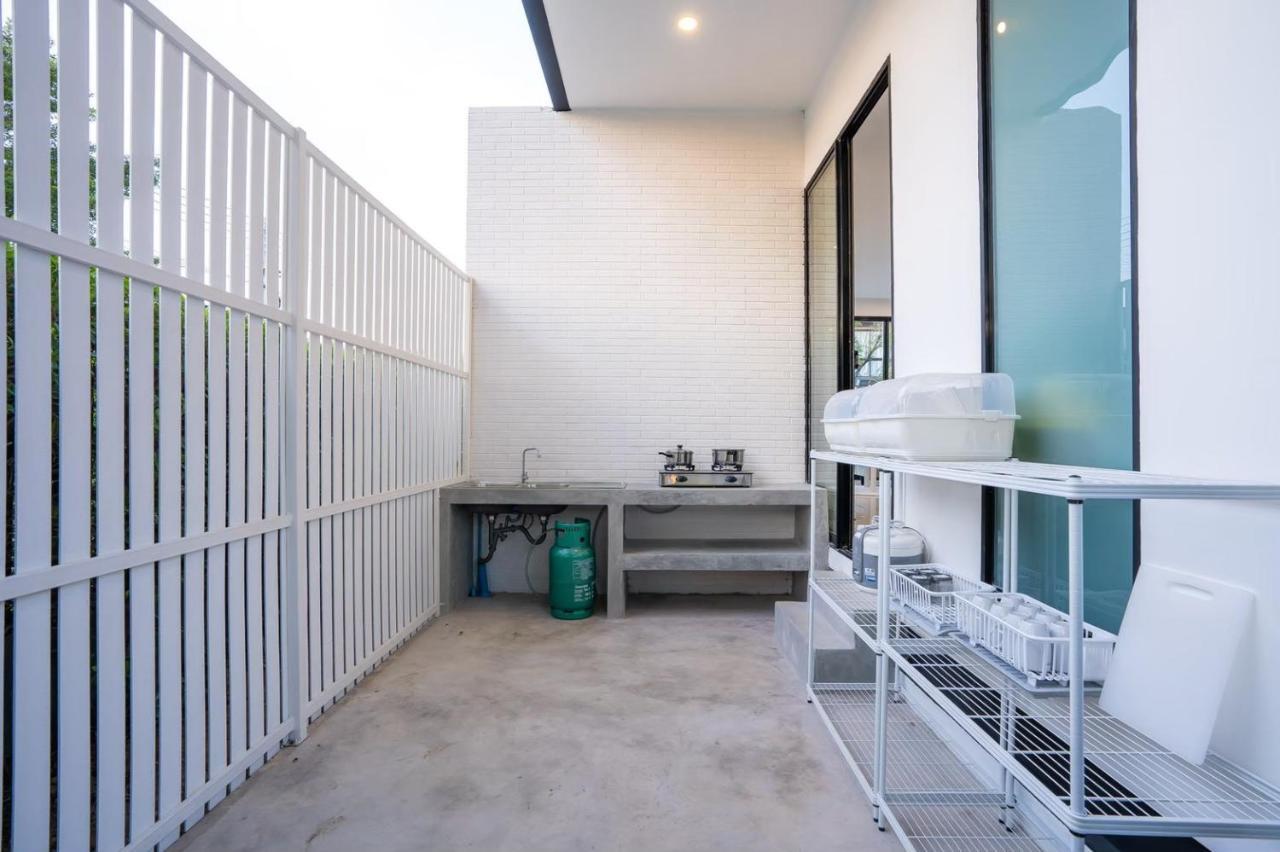 Snap Stay Pool Villa @Pattaya พัทยา Ban Huai Yai Exterior photo